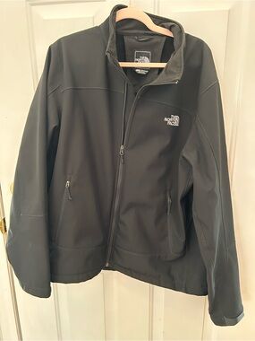 Men’s The North Face jacket